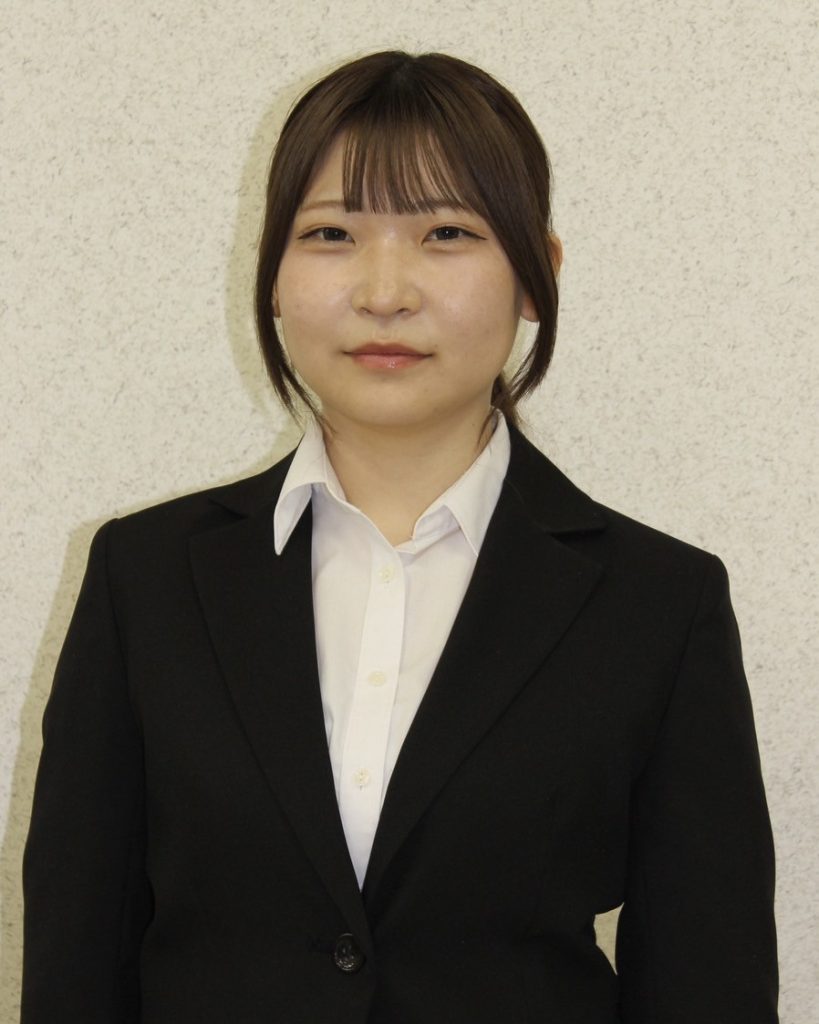 川路　菜々香